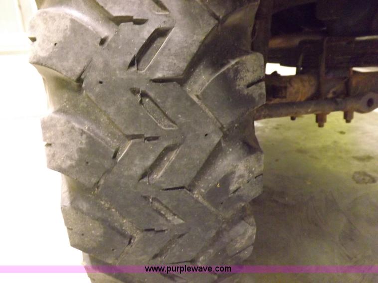 image for item I7668 1975 Ford F250 utility truck