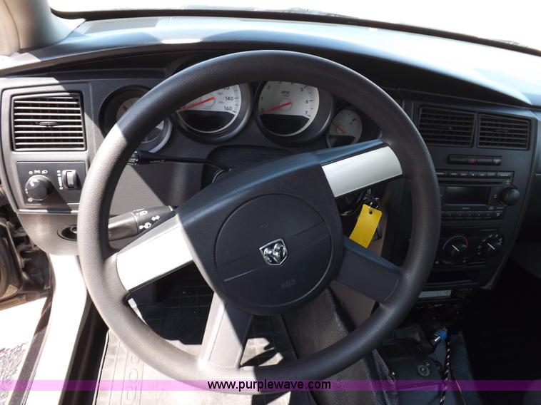 image for item I7675 2007 Dodge Charger