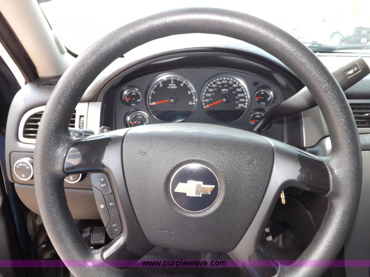 image for item I7677 2008 Chevrolet Tahoe Police SUV