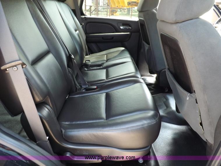 image for item I7677 2008 Chevrolet Tahoe Police SUV