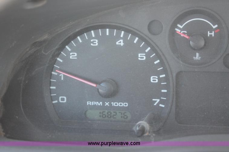 image for item I7810 2005 Ford Ranger pickup truck