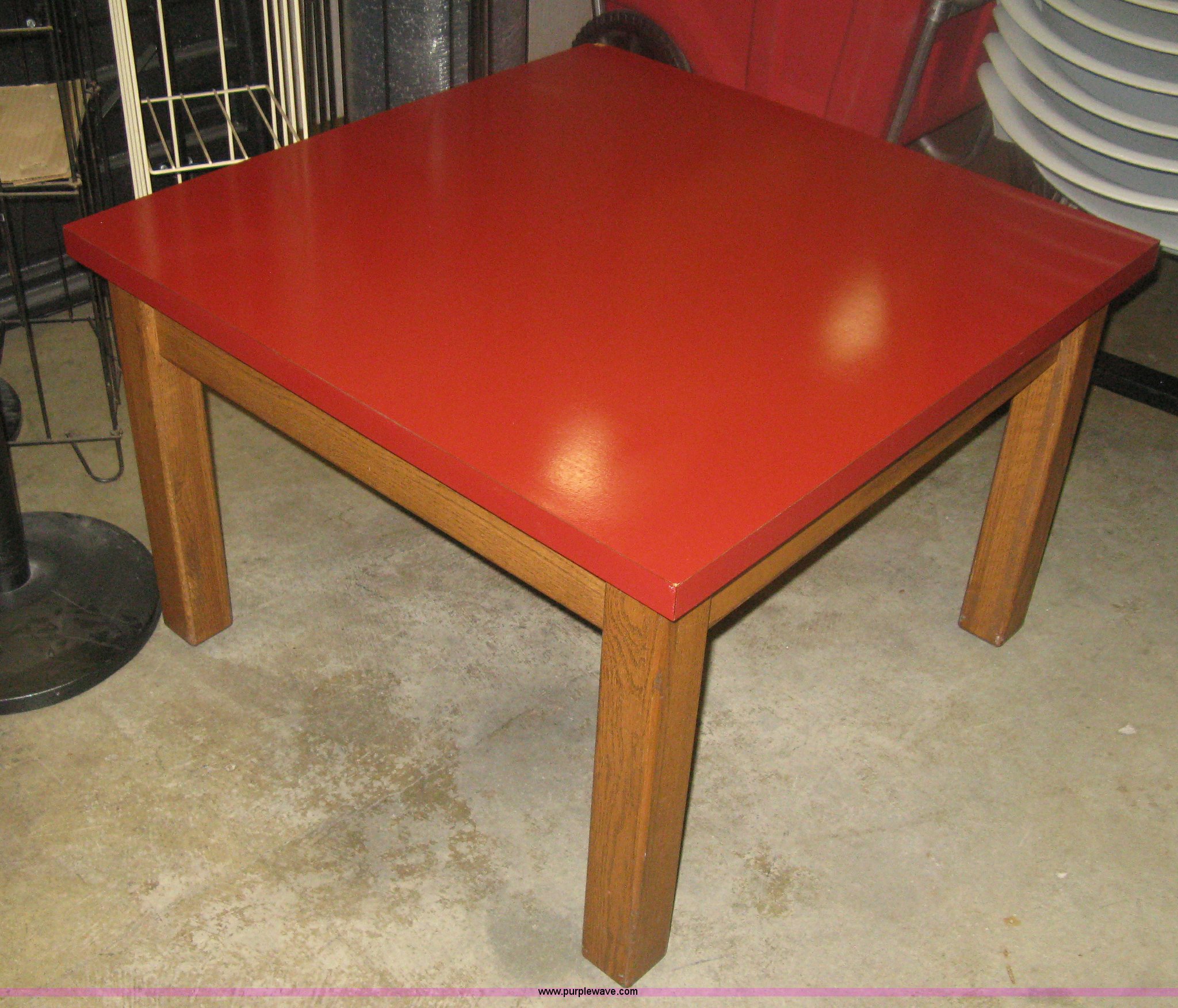 Assorted furniture in Wichita, KS Item AN9526 sold Purple Wave