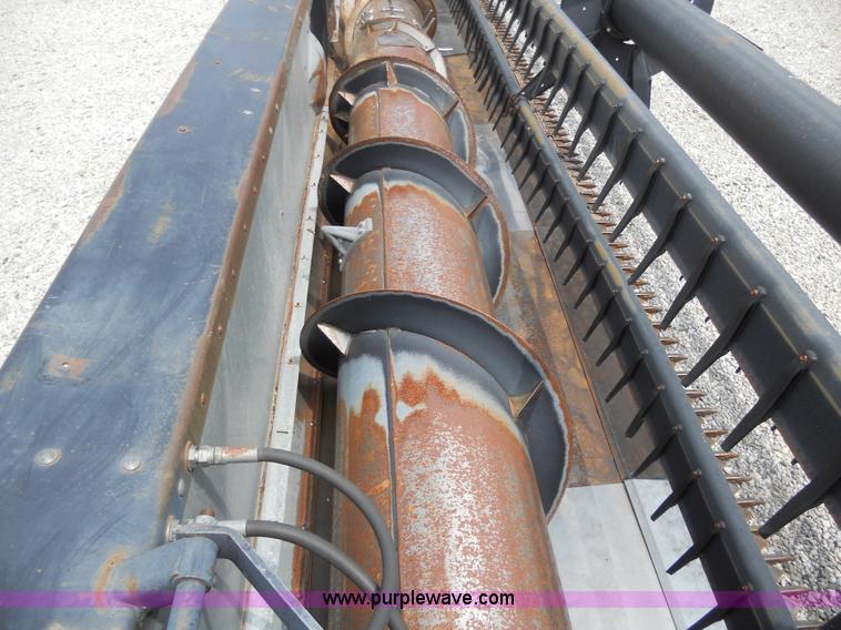 image for item AD9987 1990 Deutz Allis 324 24' flex head