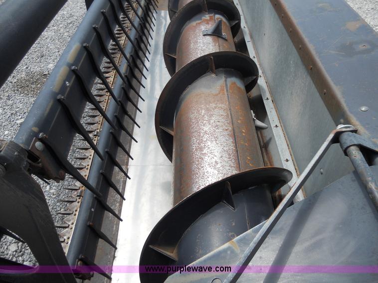 image for item AD9987 1990 Deutz Allis 324 24' flex head