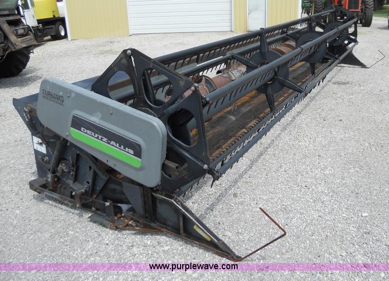 image for item AD9987 1990 Deutz Allis 324 24' flex head
