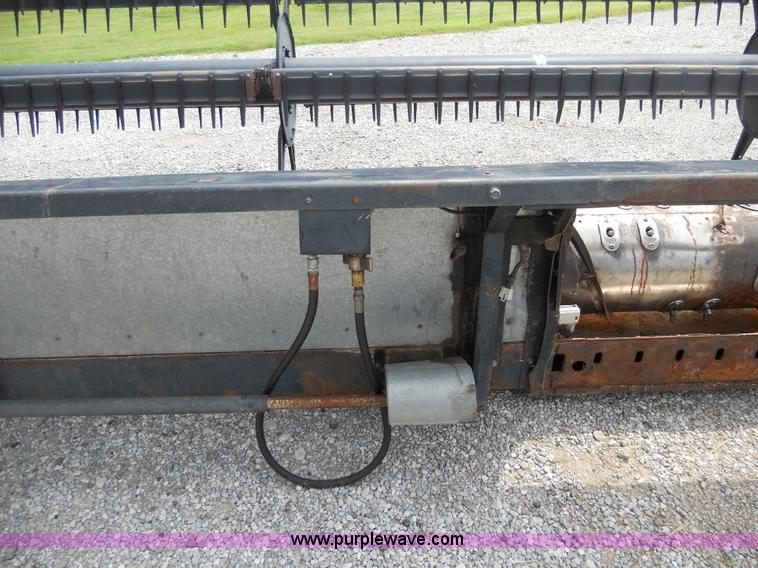 image for item AD9987 1990 Deutz Allis 324 24' flex head