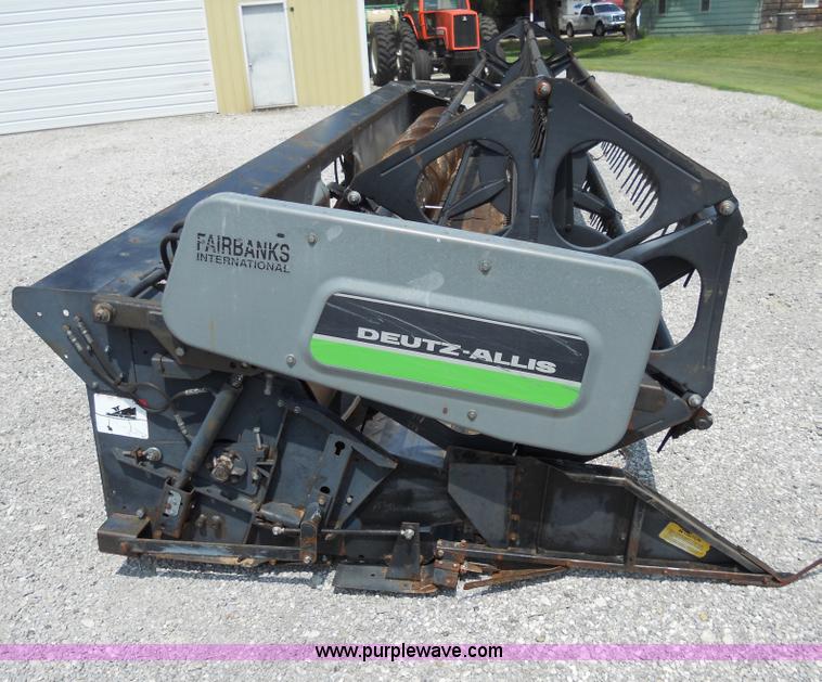 image for item AD9987 1990 Deutz Allis 324 24' flex head