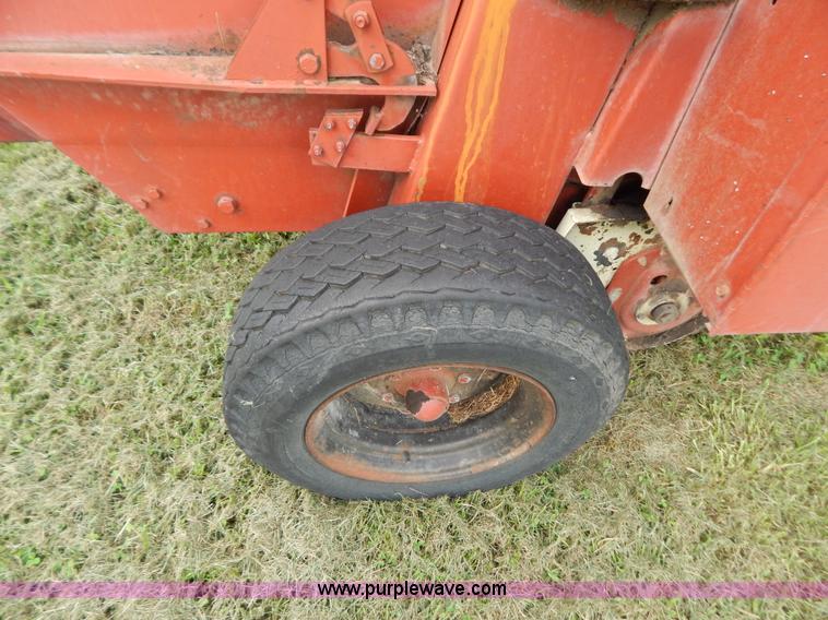 image for item AW9199 Hesston 5580 round baler