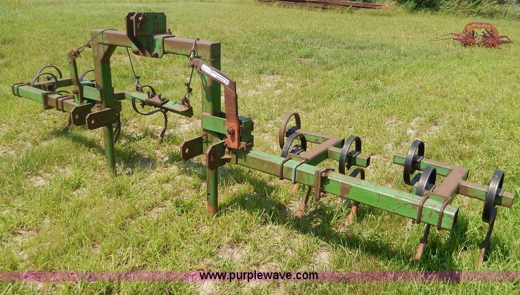 image for item AW9653 Spring tooth harrow