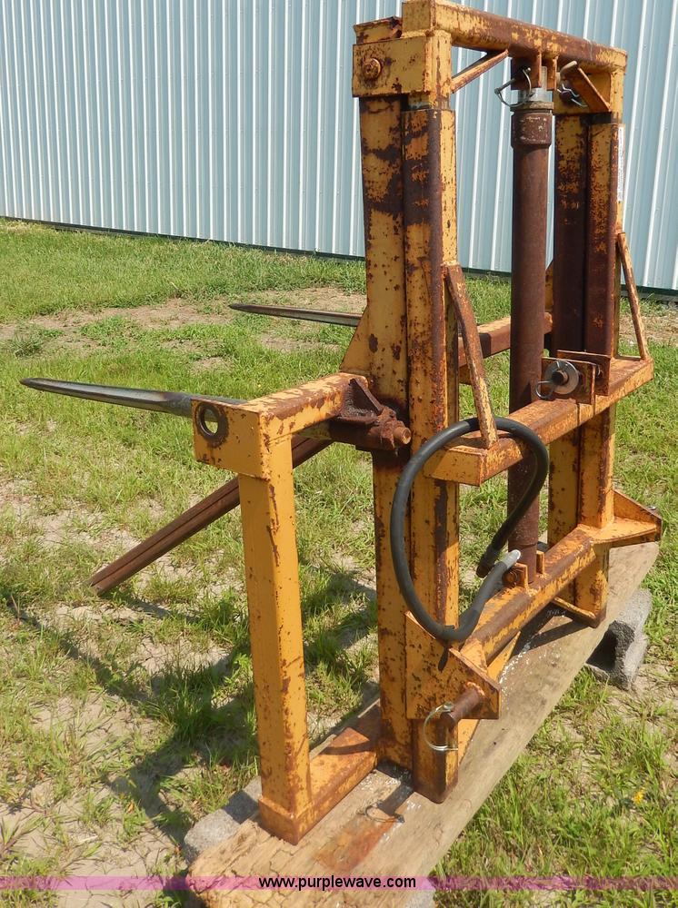 image for item AW9654 Hydraulic lift bale forks with stand