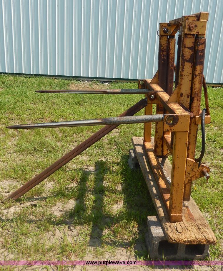 image for item AW9654 Hydraulic lift bale forks with stand