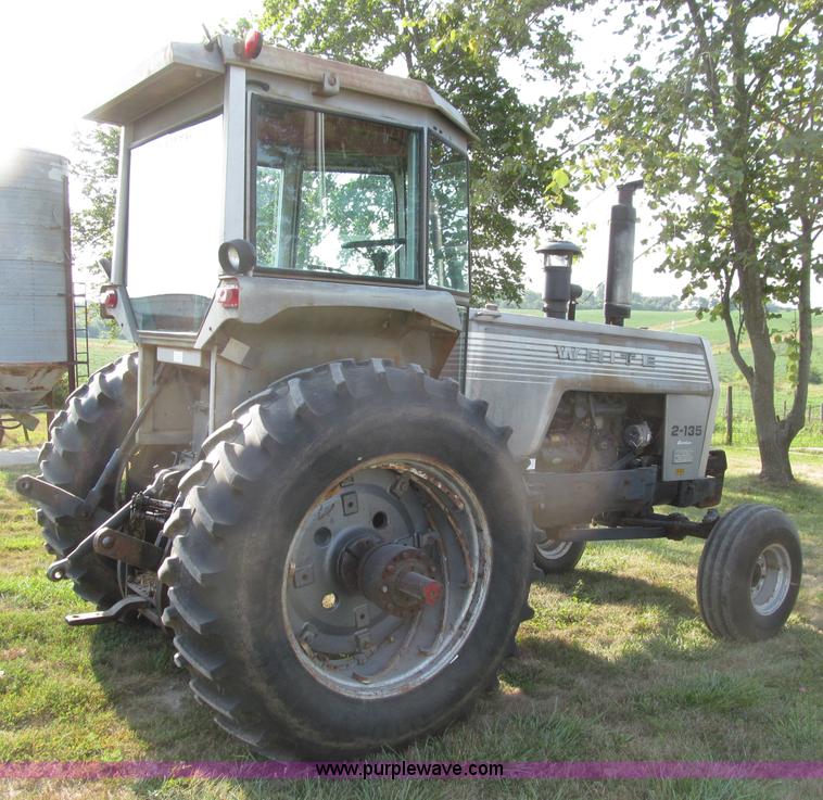 image for item D7460 1980 White 2-135 Field Boss tractor