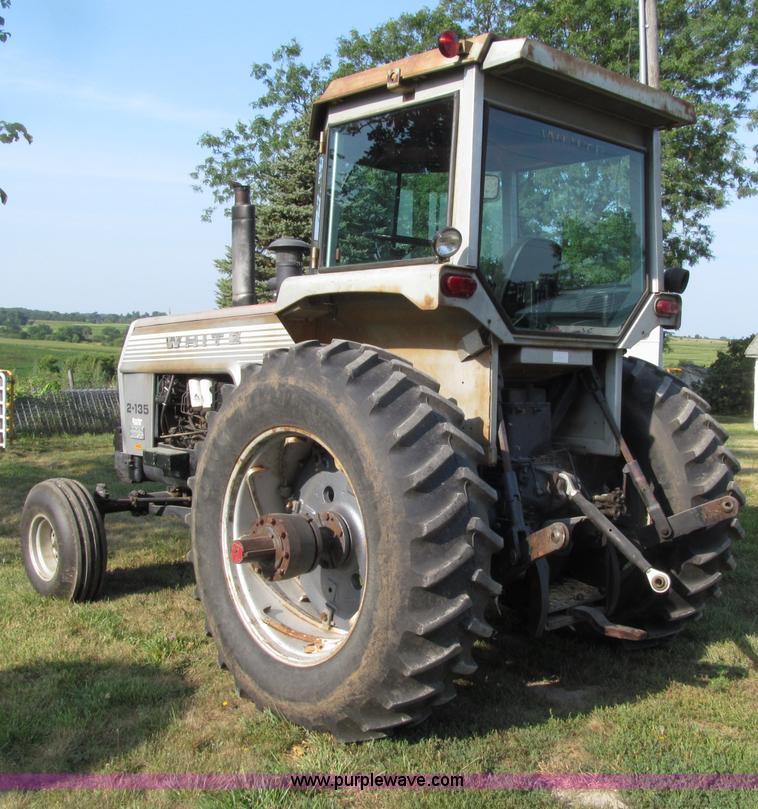 image for item D7460 1980 White 2-135 Field Boss tractor