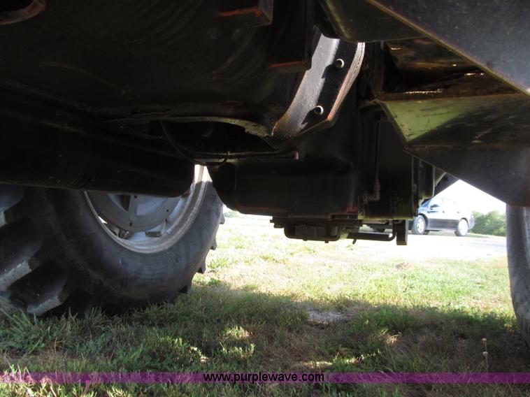 image for item D7460 1980 White 2-135 Field Boss tractor