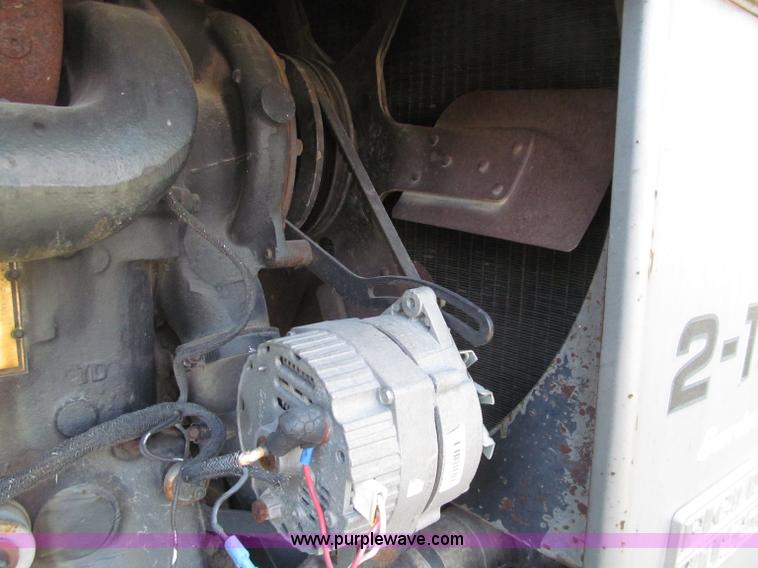 image for item D7460 1980 White 2-135 Field Boss tractor