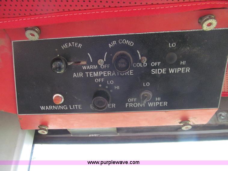 image for item D7460 1980 White 2-135 Field Boss tractor