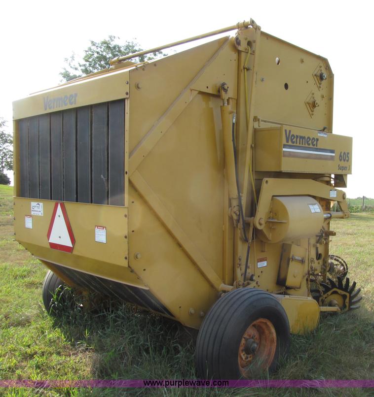 image for item D7461 1991 Vermeer 605 Super J round baler