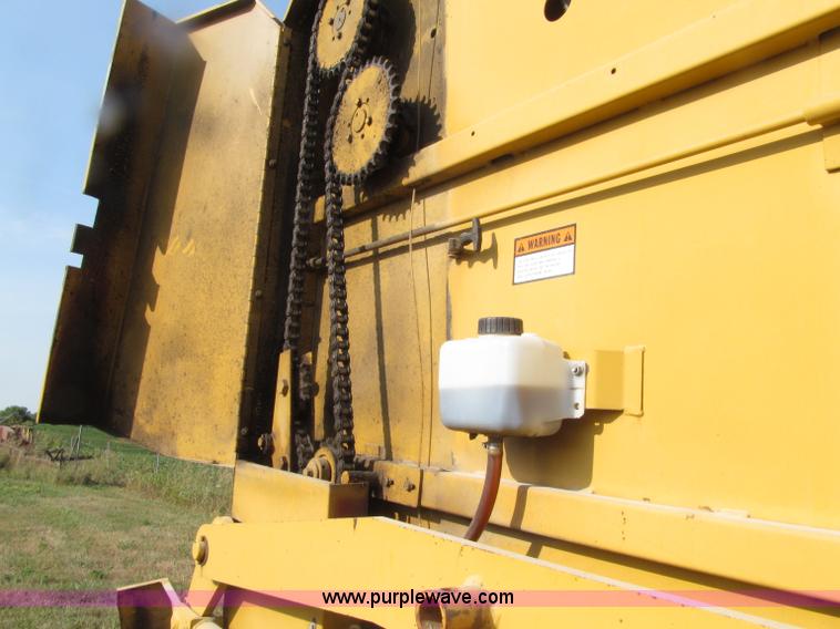 image for item D7461 1991 Vermeer 605 Super J round baler