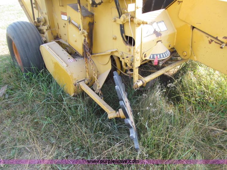 image for item D7461 1991 Vermeer 605 Super J round baler