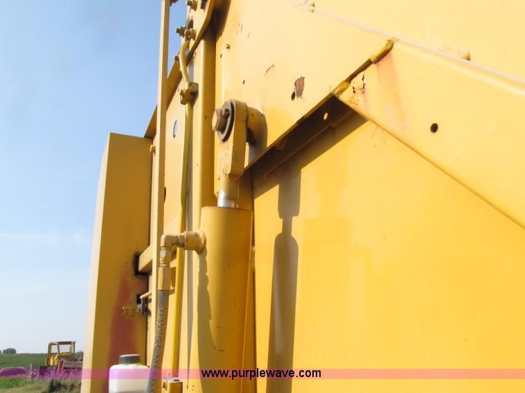 image for item D7461 1991 Vermeer 605 Super J round baler