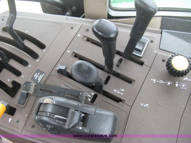 image for item D8490 2002 John Deere 6405 MFWD tractor