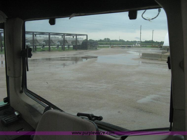 image for item D8490 2002 John Deere 6405 MFWD tractor