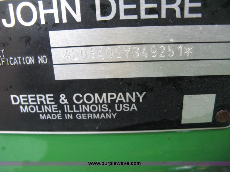image for item D8490 2002 John Deere 6405 MFWD tractor