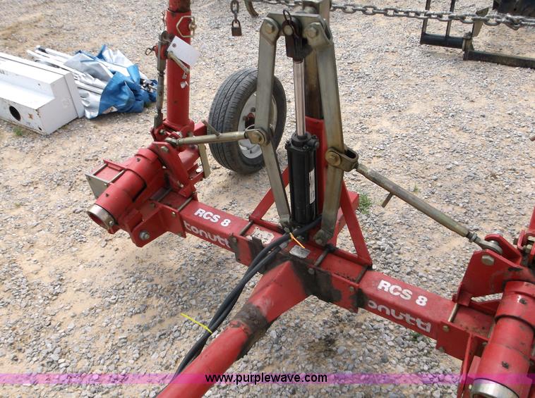 image for item E7616 Tonutt 858 hay rake