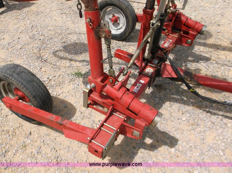 image for item E7616 Tonutt 858 hay rake