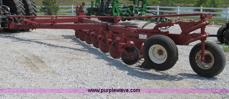 image for item G2077 White 588 semi-mounted seven bottom plow