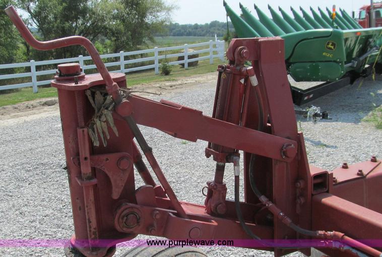 image for item G2077 White 588 semi-mounted seven bottom plow
