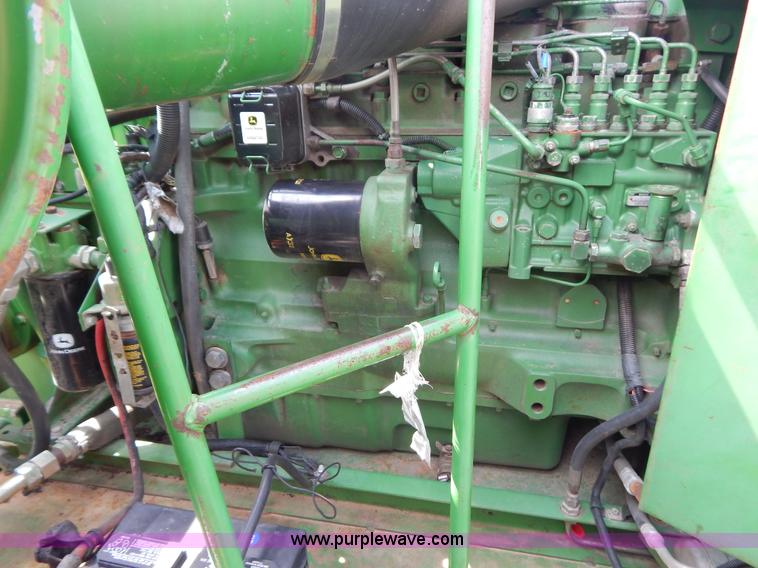 image for item G3289 1989 John Deere 9600 combine