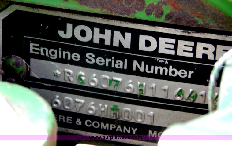 image for item G3289 1989 John Deere 9600 combine