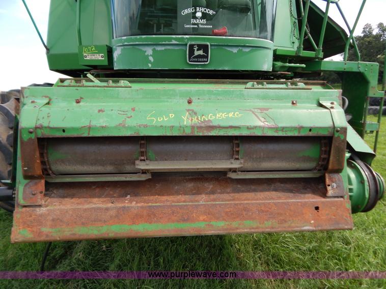 image for item G3289 1989 John Deere 9600 combine