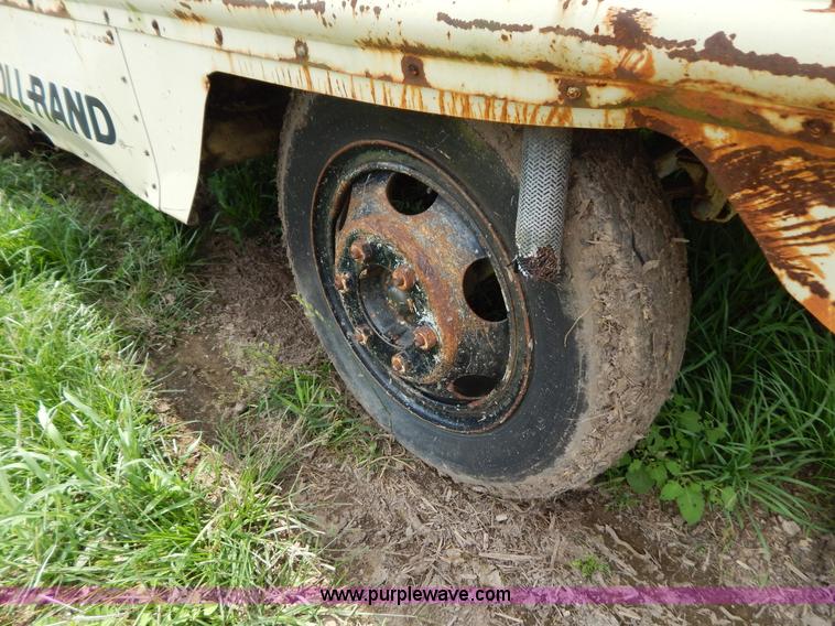 image for item G3407 Ingersoll Rand air compressor