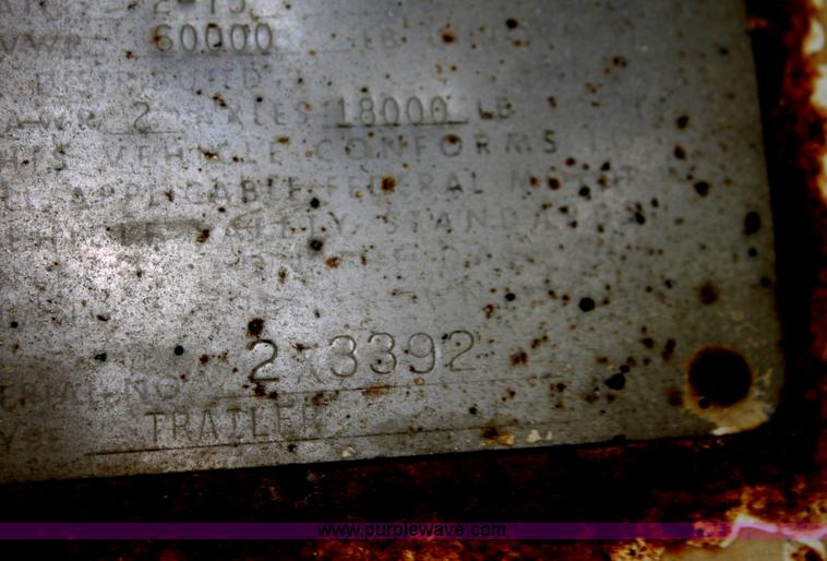 image for item G4074 1976 Wilson straight load cattle trailer