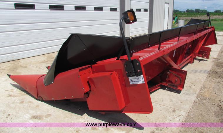 image for item G4084 1998 Case IH 1083 corn head