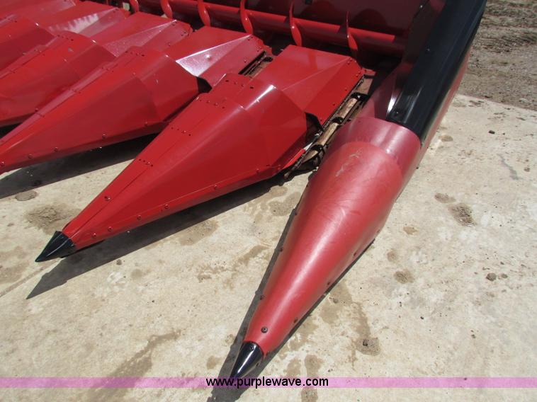 image for item G4084 1998 Case IH 1083 corn head