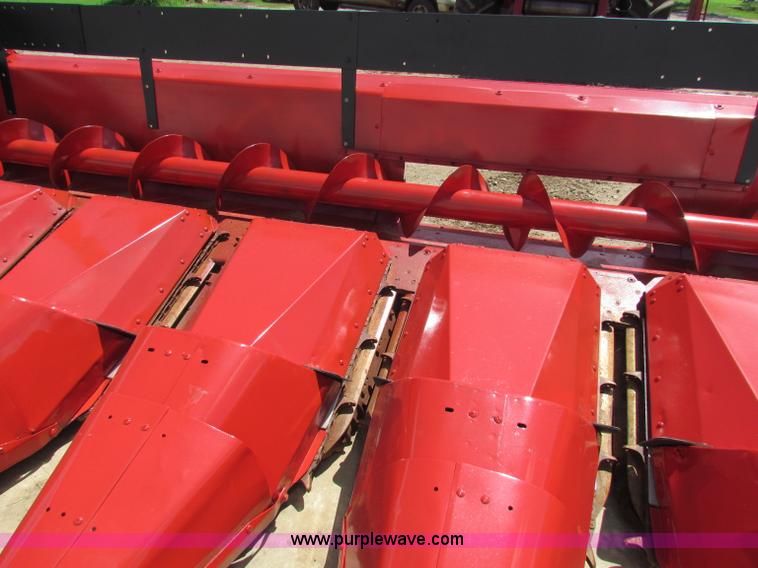 image for item G4084 1998 Case IH 1083 corn head