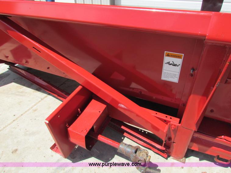 image for item G4084 1998 Case IH 1083 corn head