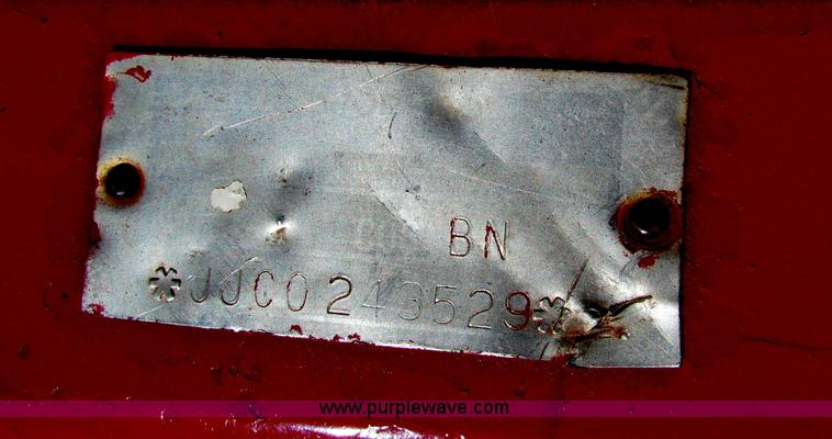 image for item G4084 1998 Case IH 1083 corn head