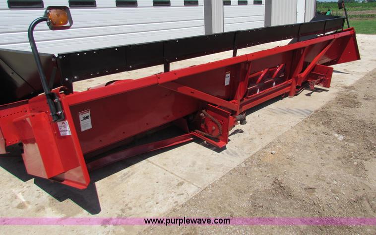 image for item G4084 1998 Case IH 1083 corn head