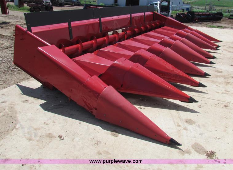 image for item G4085 1996 Case IH 1083 corn head