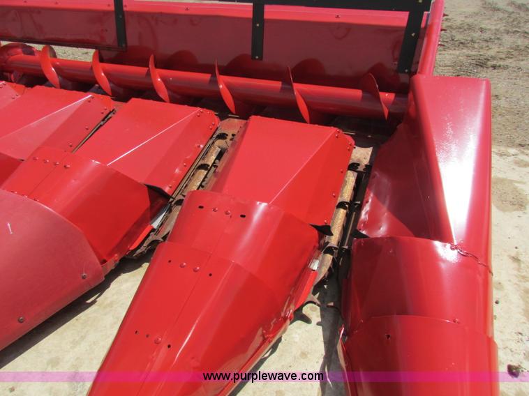 image for item G4085 1996 Case IH 1083 corn head