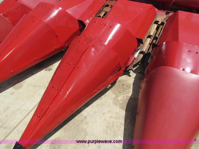 image for item G4085 1996 Case IH 1083 corn head