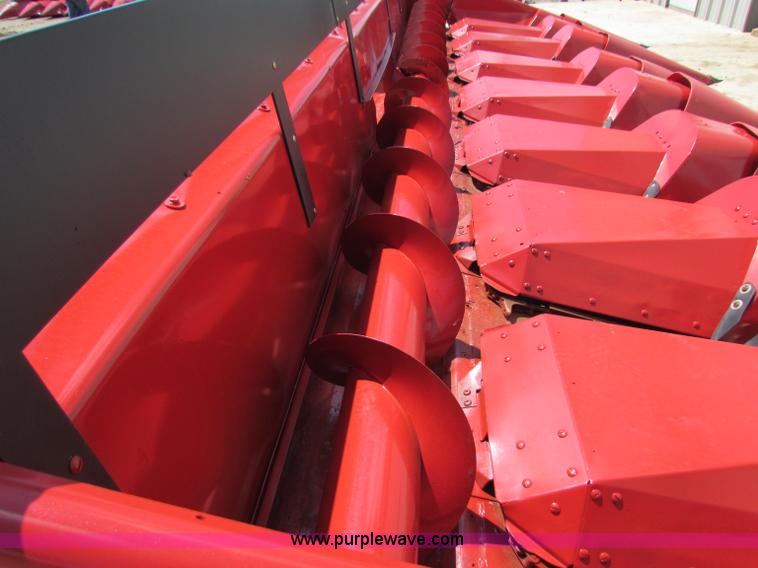 image for item G4085 1996 Case IH 1083 corn head