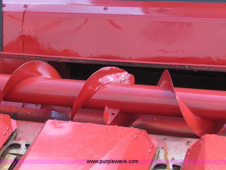 image for item G4085 1996 Case IH 1083 corn head