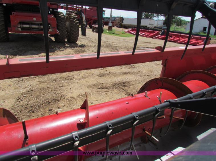 image for item G4088 2003 Case IH 2020 30' flex head