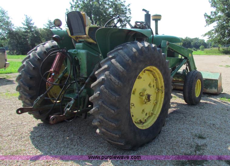 image for item G4090 1968 John Deere 4020 tractor