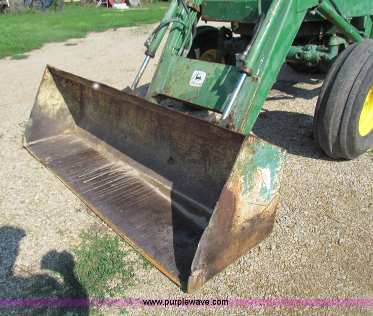 image for item G4090 1968 John Deere 4020 tractor